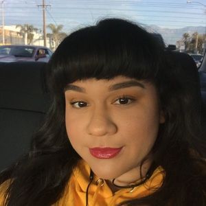 Meet your Posher, Sofia